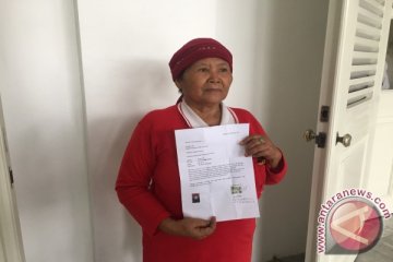 Nenek Suminem ingin dampingi Ahok di pengadilan
