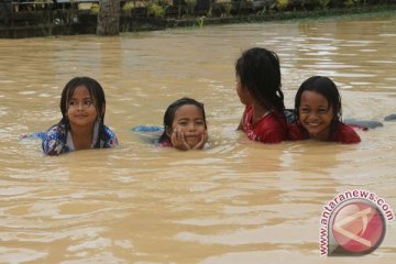 Psikolog: ajarkan anak nilai-nilai positif saat bermain