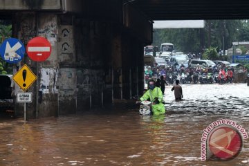 Warga Kompleks IKIP Bekasi bertahan karena harga rumah rendah