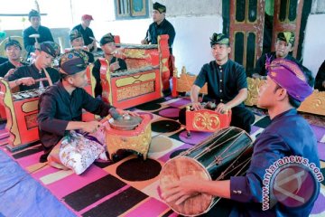 Kelompok Gamelan KBRI jadi perhatian warga Argentina