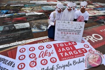 Pelajar Padang deklarasi tolak jadi target rokok