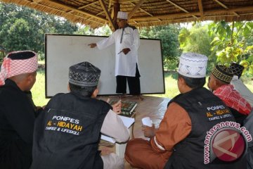 Mantan terpidana teroris purwakarta diangkat jadi pengawas kebersihan