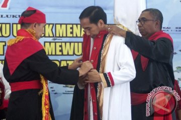 Presiden Jokowi terima gelar adat kehormatan Maluku