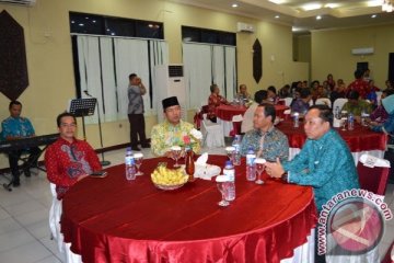 Pemkot Palangka Raya Kunjungi Pemkab Barsel