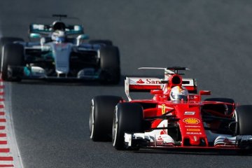 Raih posisi pole, Bottas dapat ucapan selamat dari Hamilton