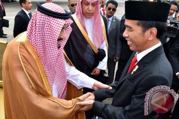 Presiden Jokowi sempatkan "VLOG" bareng Raja Salman