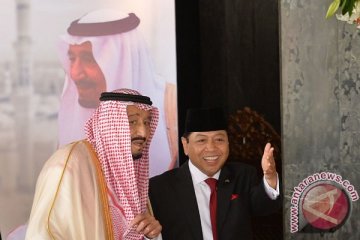 Raja Salman akan tanam pohon kayu ulin di Istana 