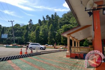 Masjid Imaduddin, oase di lintas barat Sumatera