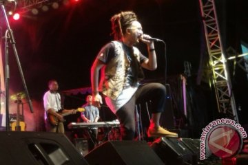 Ras Muhamad tampil di panggung reggae Hongaria