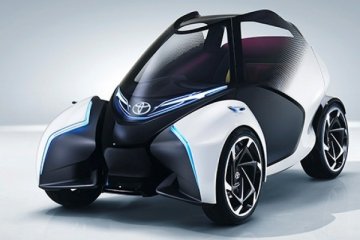 Toyota i-TRIL, mobil tiga penumpang masa depan