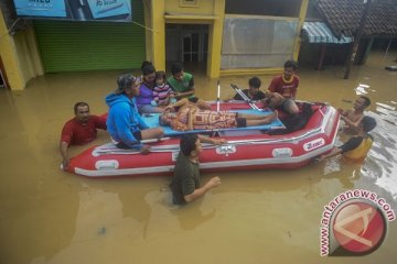 Banjir hambat jalan raya Bandung-Garut