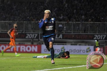 Cristian Gonzales pencetak gol terbanyak Piala Presiden