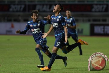 Final Piala Presiden: perang pertahanan versus penyerangan