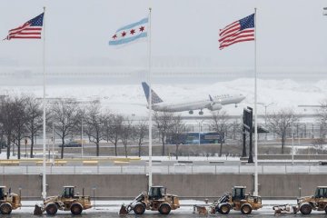 Badai salju terjang AS, 6.000 penerbangan dibatalkan