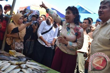Menteri Susi ajak nelayan Kendari hindari penggunaan bom