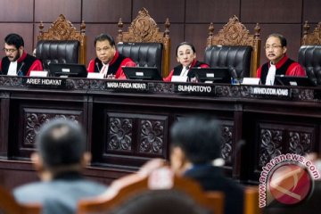 MK tolak permohonan sengketa Pilkada Rano Karno