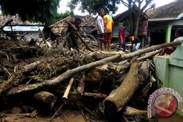 Sebanyak 420 rumah rusak akibat banjir bandang  Aceh