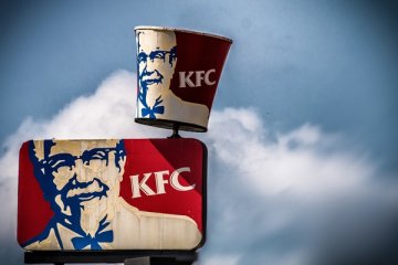 Jaringan KFC di AS akan batasi penggunaan antibiotik pada ayam belian