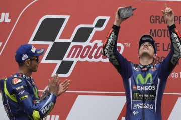 Rossi akui "masih jauh" untuk mengejar Vinales