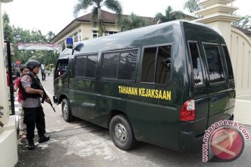 Polisi selidiki motif pria bercadar serang Polres Banyumas