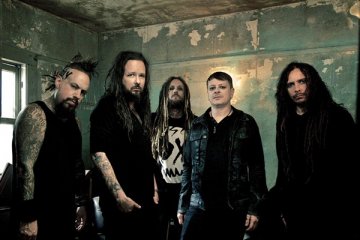 Korn ajak basis 12 tahun anak anggota Metallica ikut tur