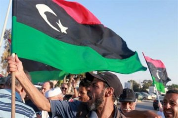 Pemrotes serbu gedung markas konstitusi Libya