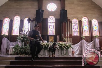 Polisi Surakarta menelusuri sejumlah gereja jelang Paskah