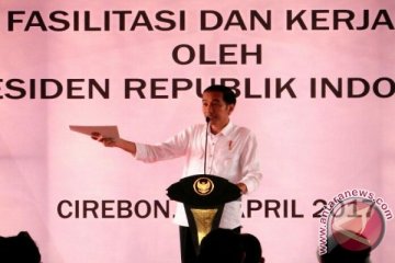 Jokowi saksikan pembagian 1989 sertifikat hak tanah