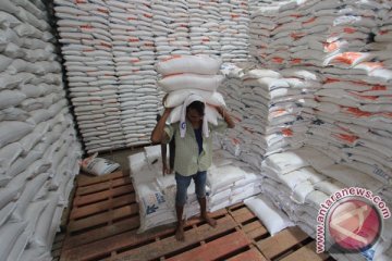 Jawa Barat nyatakan tak butuh beras impor