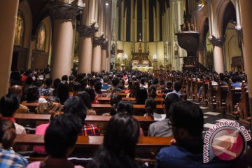 Berbarengan waktu sholat Ied, Gereja Katedral Bandarlampung ubah jadwal misa