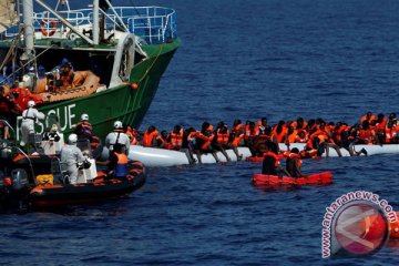 Bendung imigran, UE batasi ekspor perahu karet ke Libya