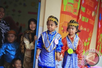 Peragaan Busana Hari Kartini