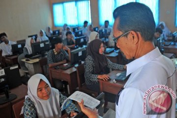 Pengumuman kelulusan SMA/SMK 2 Mei