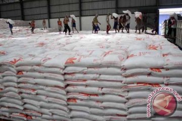 Stok beras nasional cukup untuk beberapa bulan kedepan