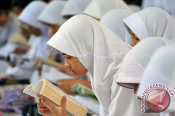 Surabaya punya hampir 1.400 taman bacaan