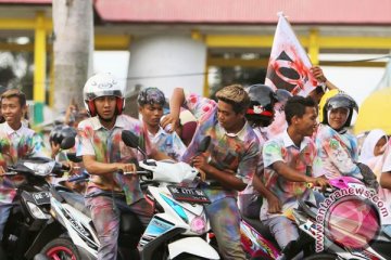 Tingkat kelulusan SMA/SMK DIY belum 100 persen