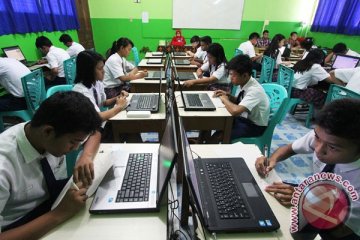 Sebanyak 4.296.557 siswa SMP/MTS ikuti UN