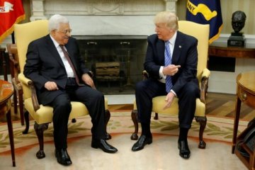 Trump sambut Presiden Palestina di Gedung Putih