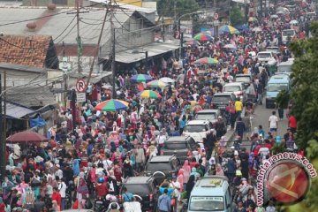 Pemprov DKI tertibkan PKL Pasar Tanah Abang jelang Ramadhan