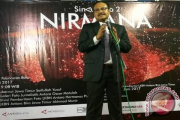 Wagub buka pameran foto "Nirmana" Antara Jatim