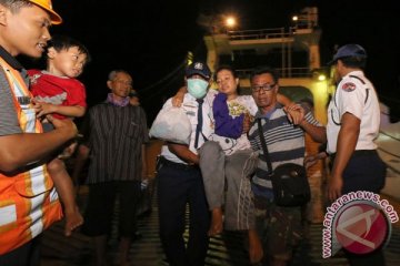 Sebagian korban KM Mutiara masih di Surabaya