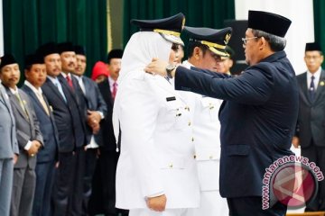Gubernur Jabar lantik bupati-wakil bupati Bekasi 2017-2022