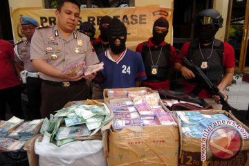 Pembuat uang palsu di Lampung ditangkap polisi
