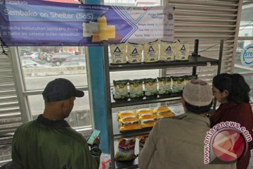 Transjakarta catat penjualan 2.703 paket bahan pokok