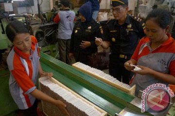 DPR: Konsistensi pemerintah ciptakan persaingan industri rokok sehat