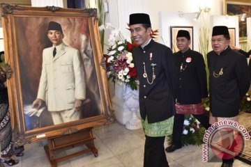 Relawan sebut Jokowi tegas namun tidak diktator
