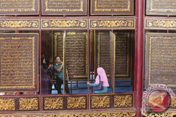Wisata Religi Al Quran Raksasa