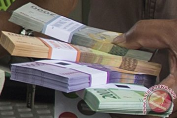 Rupiah melemah tipis ke Rp13.309 Selasa pagi