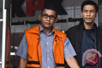 KPK akan periksa tiga lagi saksi kasus korupsi DPRD Jatim