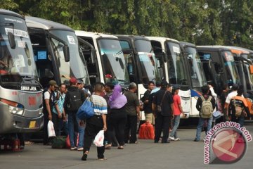 Pemudik gunakan bus mulai ramai di Bengkulu